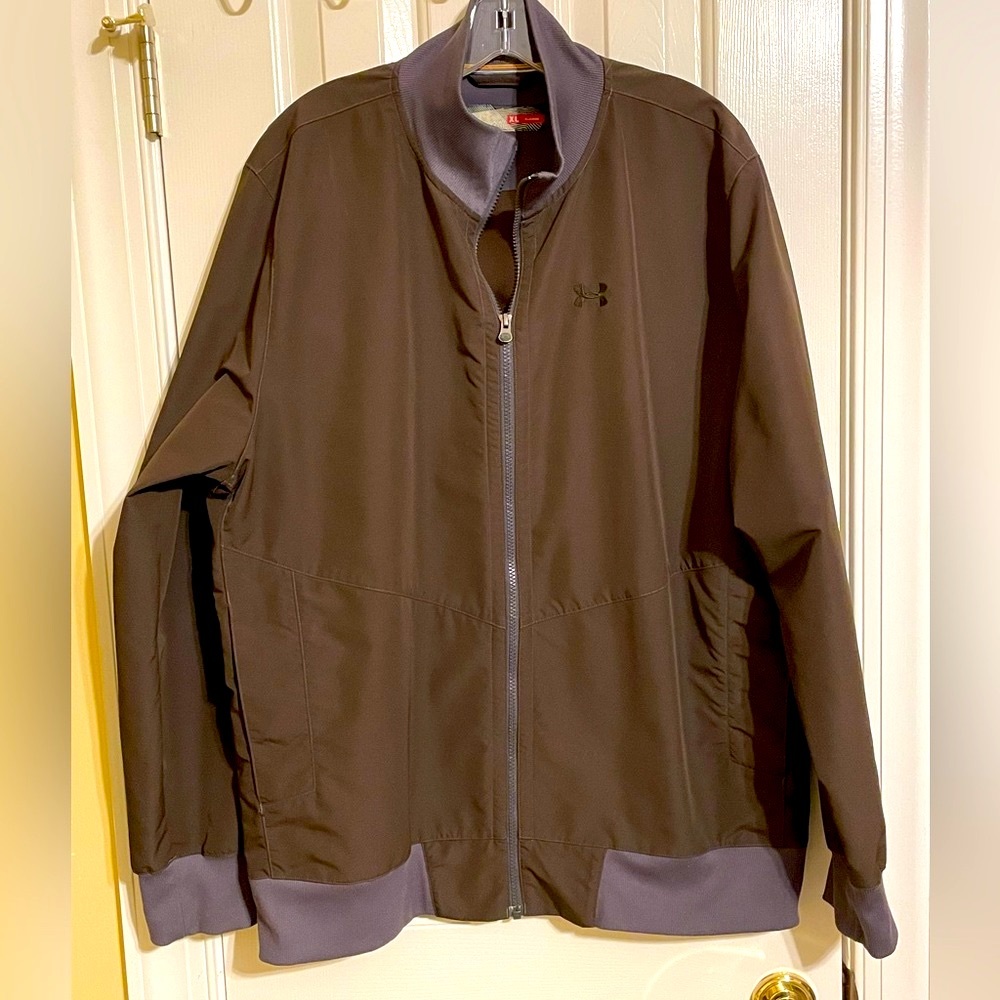 Under Armour Men’s XL Jacket/Wind Breaker